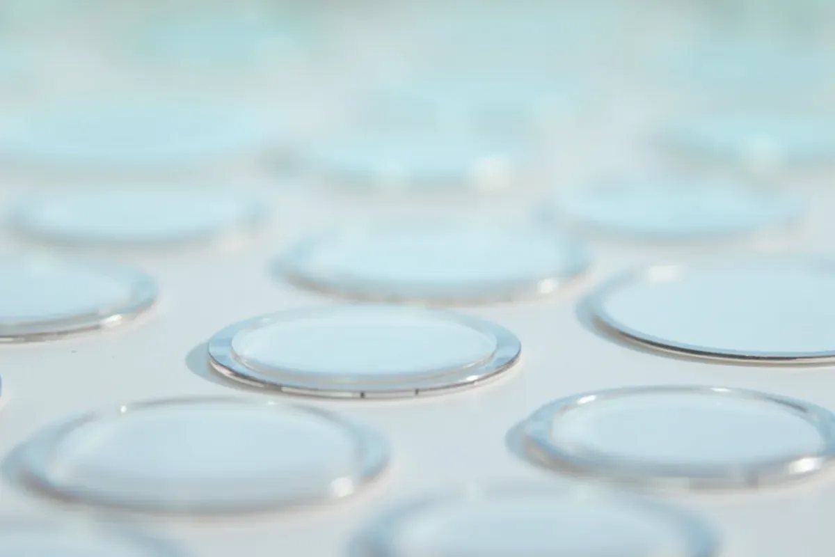 Parametry soczewek kontaktowych – Kluczowe informacje i znaczenie